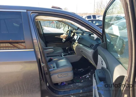 2016 Honda Pilot Ex-L z USA, uszkodzony, nr VIN 5FNYF6H80GB094830